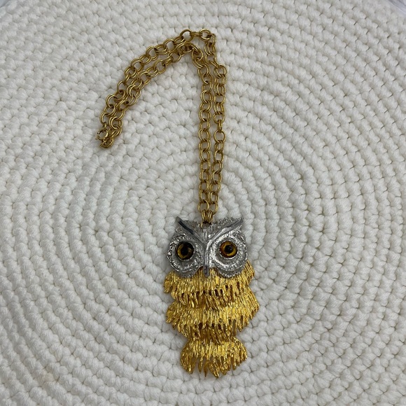 Metal owl jewelry Accessories - VINTAGE OWL NECKLACE, GREAT CONDITION, PREOWNED